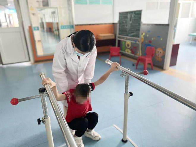 信阳市肿瘤医院康复医学科：康复医学助力患者恢复生命活力(图3)