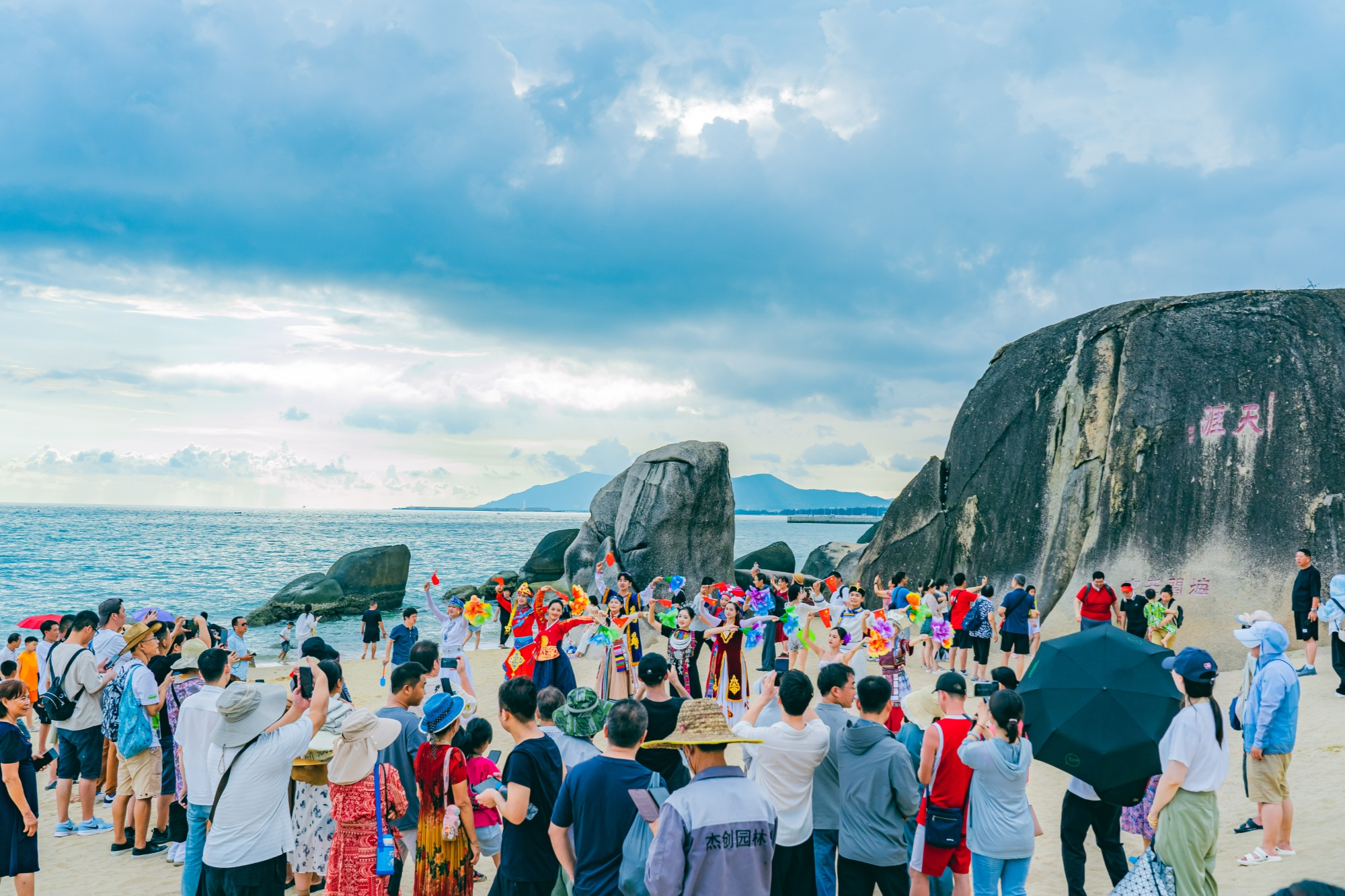 国庆首日三亚旅游市场亮点纷呈(图2)