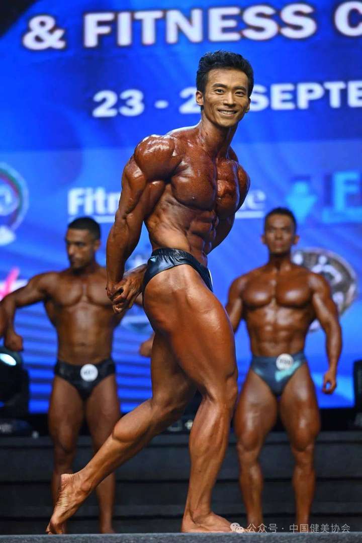 中国健儿闪耀第78届IFBB世界男子健身健美锦标赛(图3)