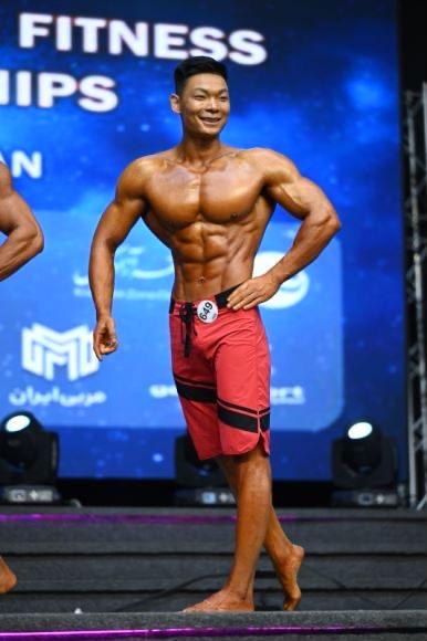 宁夏运动员再创历史！世界男子健身健美锦标赛捧回银牌(图5)