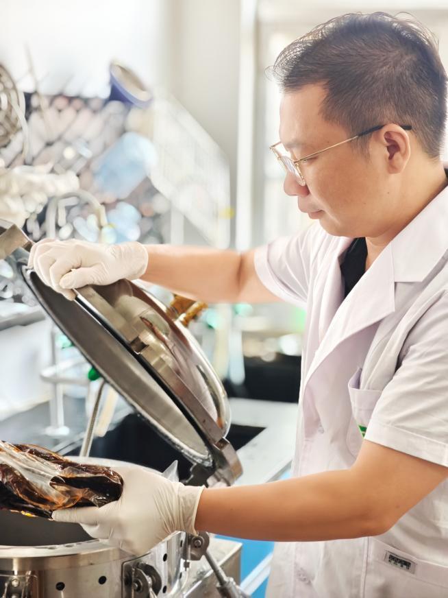 挑嘴兽获近千万天使融资打造东方轻食鲜酱(图2)