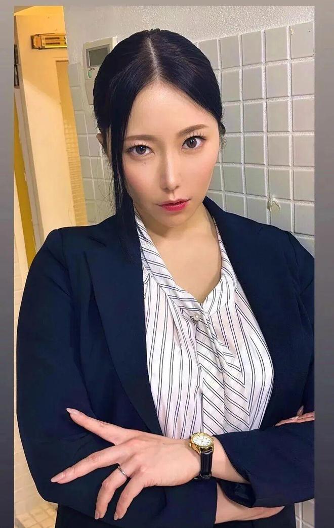 『国产女神』国产版“七海蒂娜”微肉感身材相当炸裂！(图6)