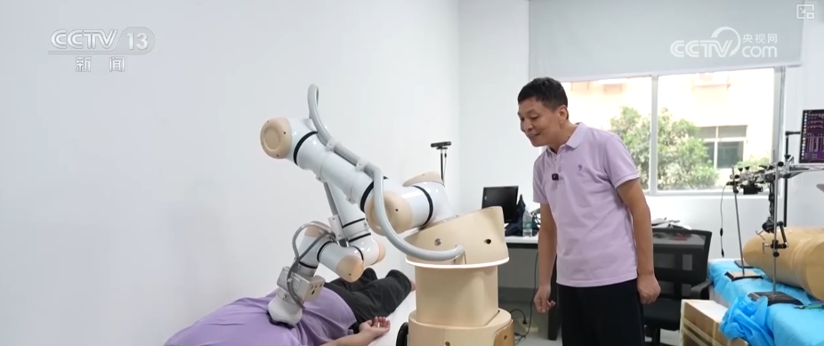 从“高端小众”走向“普惠大众”“科技助老”成为智能制造新增长极(图12)