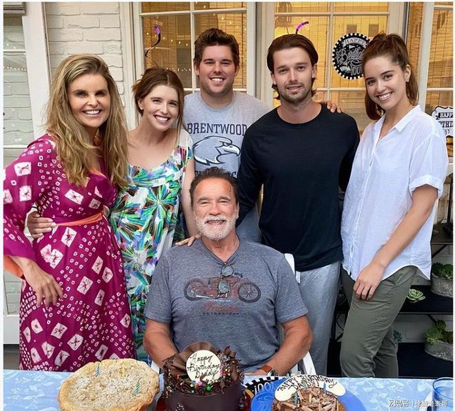 施瓦辛格28岁私生子参赛健美赛亲妈是保姆网友：长一样！(图4)