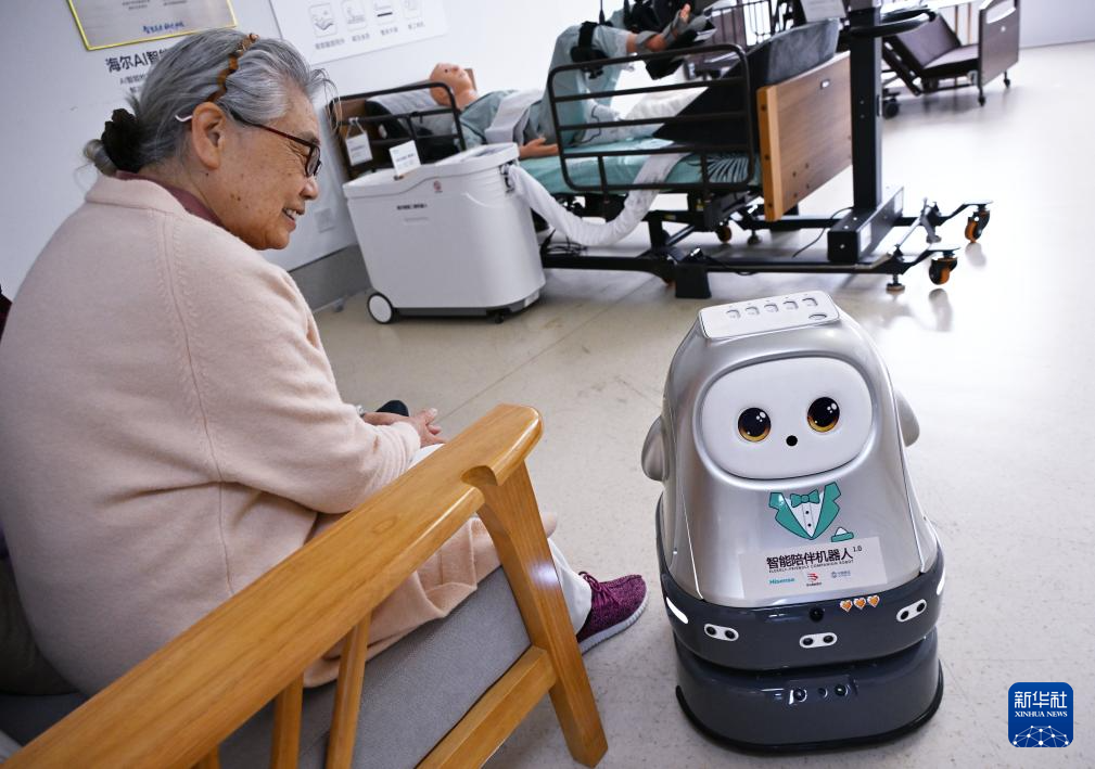 山东青岛：场景训练赋能康养机器人走进现实生活(图10)