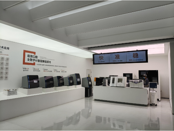 业界标杆极简口腔：以专业实力回应北京种植牙哪家医院好(图3)